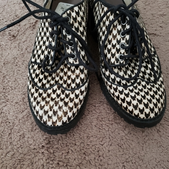 Michael Michael Kors houndstooth loafers Sz 7.5 - Picture 3 of 4